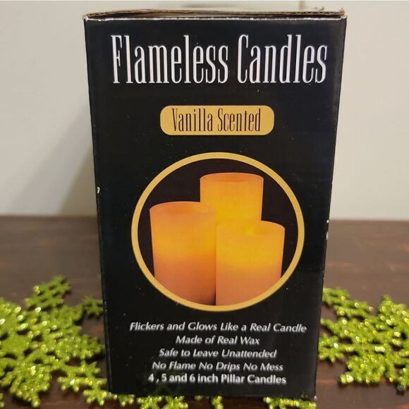 New Flameless LED Vanilla Scented Graduated Ivory Wax Pillar Candle Set of 3 - Picture 5 of 8